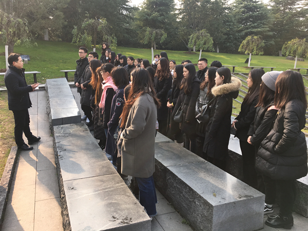 逼喱逼喱
研究生党支部赴南京大屠杀遇难同胞纪念馆进行党员主题日活动